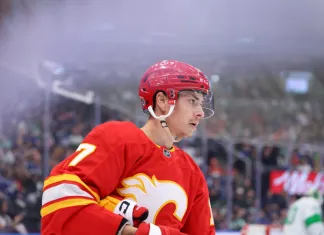 Егор Шарангович начнёт матч против «Рейнджерс» в третьем звене «Калгари» Егор Шарангович начнёт матч против «Рейнджерс» в третьем звене «Калгари»