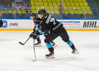 «Динамо-Шинник» упустил преимущество в две шайбы, но все равно вырвал победу у действующего чемпиона МХЛ «Динамо-Шинник» упустил преимущество в две шайбы, но все равно вырвал победу у действующего чемпиона МХЛ
