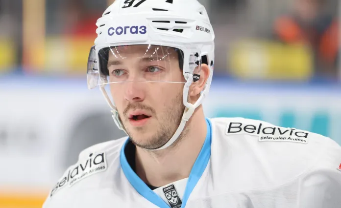 Роман Серафимович вступился за нападающего минского «Динамо» Роман Серафимович вступился за нападающего минского «Динамо»