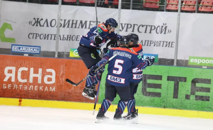 «Славутич» по буллитам вырвал победу у «Металлурга» «Славутич» по буллитам вырвал победу у «Металлурга»