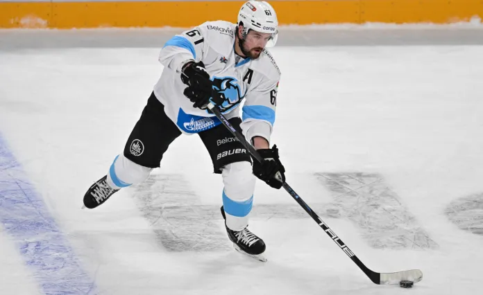 Ксавье Уэлле — в топ-5 защитников по среднему количеству бросков за игру в КХЛ Ксавье Уэлле — в топ-5 защитников по среднему количеству бросков за игру в КХЛ