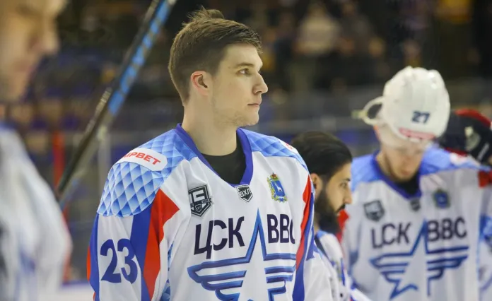 21-летний российский нападающий может перейти в «Динамо-Молодечно» 21-летний российский нападающий может перейти в «Динамо-Молодечно»