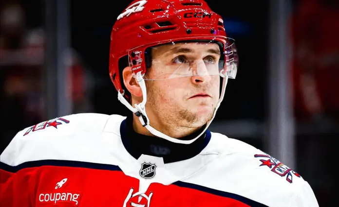 Алексей Протас сыграет во втором звене «Вашингтона» в матче с «Айлендерс» Алексей Протас сыграет во втором звене «Вашингтона» в матче с «Айлендерс»