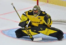 Экс-вратарь жлобинского «Металлурга» признан лучшим вратарём октября в КХЛ