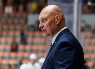 Матчи КХЛ на 2 ноября. «Амур» — «Адмирал», «Салават» — «Локомотив», «Трактор» — «Сибирь» и другие встречи дня