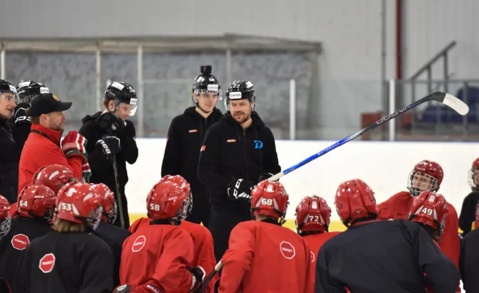 Андрей Стась – о тренировке в Раубичах и племяннике: Слежу за Максом, но советы ему даёт Сергей