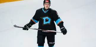 Арсений Елисеев: На нас уже настраиваются как на лидеров МХЛ