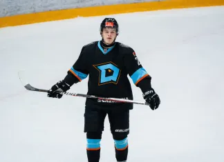 Арсений Елисеев: На нас уже настраиваются как на лидеров МХЛ