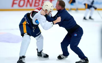 Егор Чезганов сцепился с тренером «Шанхай Дрэгонс»