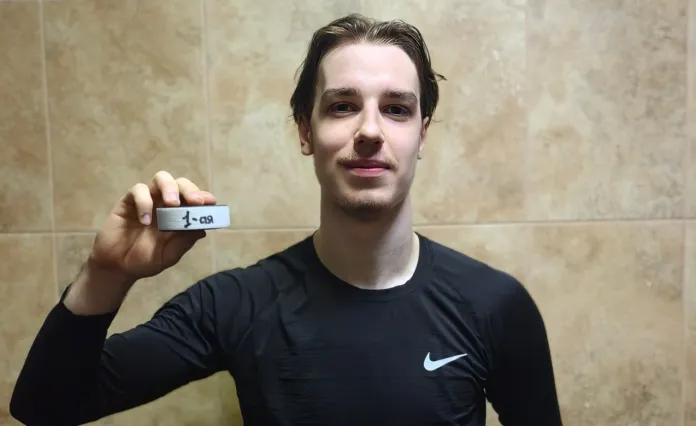 Защитник «Химика» Марецкий — о первой шайбе в Betera-Экстралиге: Если честно, не ожидал, что получится