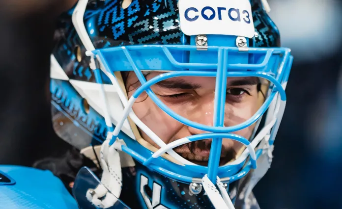 Минское «Динамо» объявило состав на матч с «Ак Барсом»: Демченко — в воротах, Мелош — в первой паре обороны: