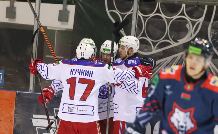 «Юность» взяла реванш у «Металлурга», Илья Румянцев оформил «сухарь»