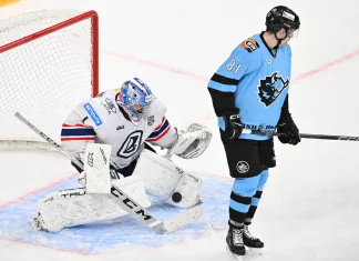 Вратарь «Лады» оформил «сухарь» против минского «Динамо» и признан игроком дня КХЛ