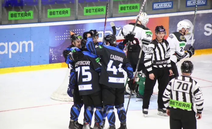 «Химик» разгромил «Авиатор» и вошел в зону плей-ин