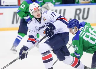 Алексей Альшевский рассказал, что хотел бы спросить у звёздного форварда «Металлурга» Евгения Кузнецова