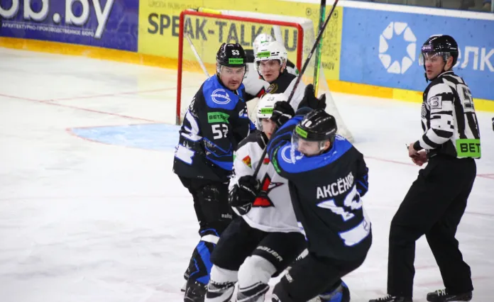 «Химик» перевернул игру за 3 минуты до финальной сирены и вырвал победу у «Авиатора»