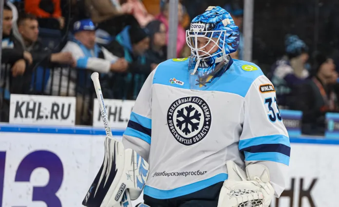 «Стыд, позор, печаль». Михаил Зислис – об игре «Сибири», сгоревшей в Минске 0:7