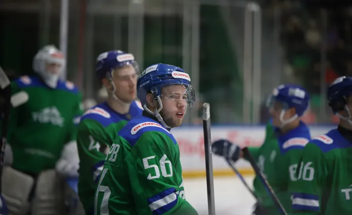 ВХЛ. Два ассиста Суворова не спасли «Торос» в матче с «Бураном» – статистика белорусов 12 ноября