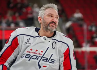 НХЛ. Левшунов — среди звёзд матча, Шарангович вновь вне заявки, гол Овечкина, Протас продлил сухую серию – результаты 16 ноября