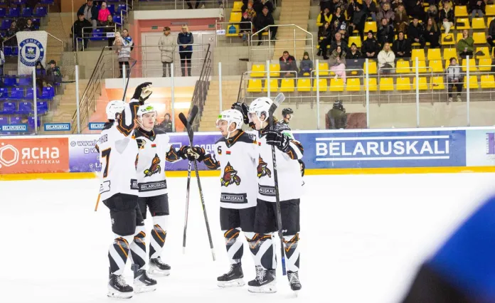 «Шахтер» одолел «Авиатор» благодаря шатауту Матвея Мацкевича