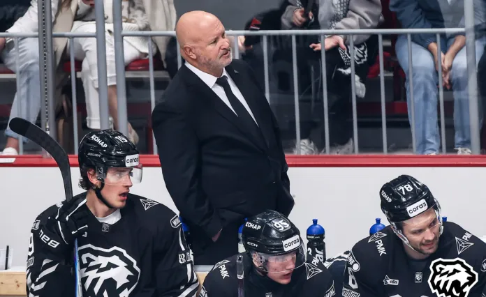 Соперник минского «Динамо» в плей-офф Кубка Гагарина-2025 лишился главного тренера