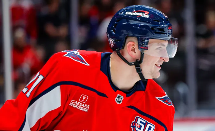 НХЛ. Голевой пас Протаса, шайба Овечкина, ассистентский хет-трик Куинна Хьюза – результаты 18 ноября