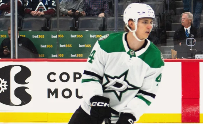 «Даллас» из фарм-клуба вызвал белорусского защитника Колячонка