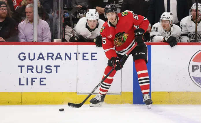 Артём Левшунов оказался сильнее Егора Шаранговича, «Чикаго» одолело «Калгари»