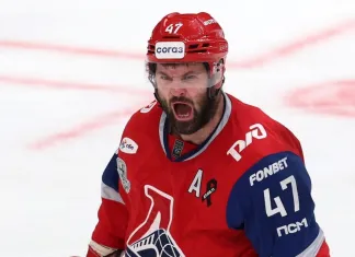 Матчи КХЛ на 19 ноября. «Локомотив» — «Шанхай Дрэгонс», «Сочи» — «Салават Юлаев»