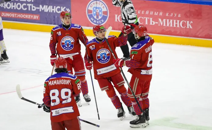 Дубль Александра Кулагина помог «Юности» разгромить «Могилев»