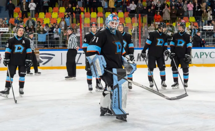 Видео: Сэйв Антона Круповца вошёл в топ-10 моментов недели в МХЛ