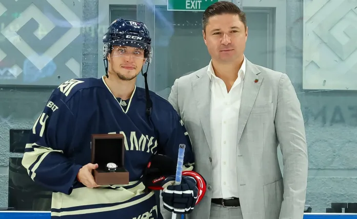 Лучший снайпер КХЛ признался, что следит за техникой игры на вбрасываниях капитана минского «Динамо»