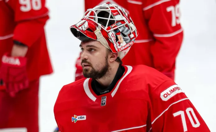 Вратарь «Спартака» помещён в список отказов за несколько часов до игры с минским «Динамо»