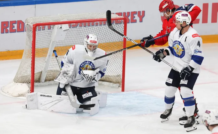 ВХЛ. Провальный матч Лубского, «-1» Полищука. Итоги 22 ноября