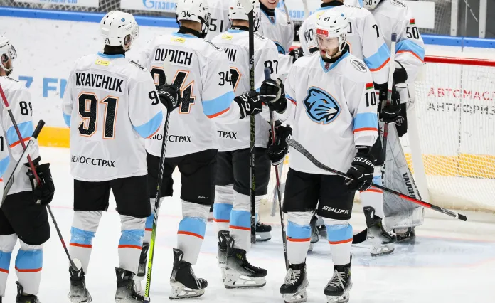 Толопило может стать основным вратарём «Ванкувера», «Динамо-Шинник» повторно уступил в Питере, «Брест» одержал десятую победу подряд – все за вчера