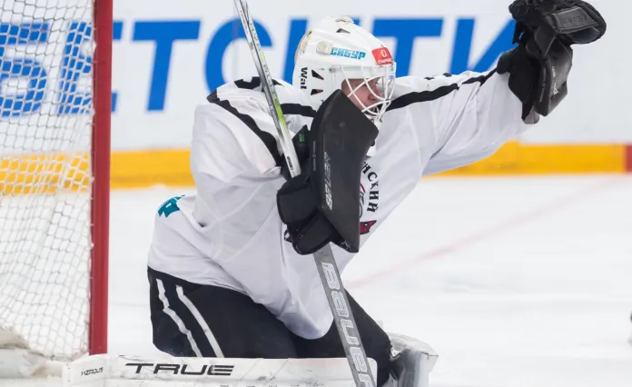 Белорусский вратарь «Тюменского легиона» получил травму