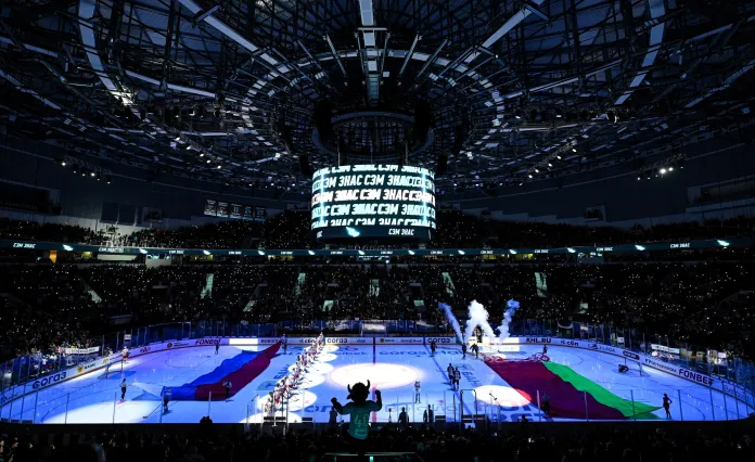 Судья-информатор «Минск-Арены»: Приходится как-то сдерживать себя