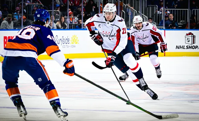 Голевой бросок Алексея Протаса помог «Вашингтону» обыграть «Айлендерс»