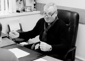 Скончался заслуженный тренер Беларуси по хоккею Анатолий Беляев