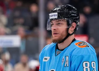 Белорусский хоккеист Ковалевич дисквалифицирован на 5 лет, Коробов стал игроком «Металлурга», «Неман» победил в белорусском классико — всё за вчера