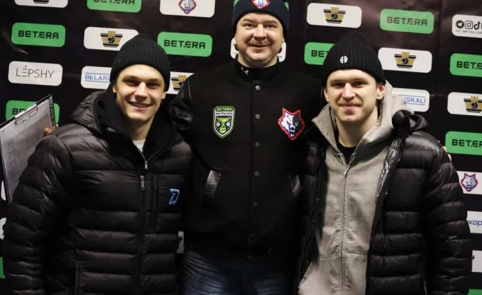 Игроки минского «Динамо» посетили матч в Жлобине перед поездкой в сборную