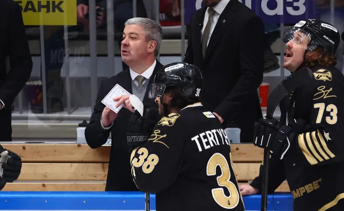 «Адмирал» отстранил Леонида Тамбиева. Команду возглавит Ильнур Гизатуллин