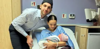 Голкипер «Ванкувера» Никита Толопило стал отцом