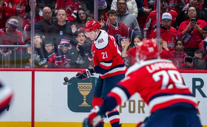 НХЛ. Шайба Протаса, ассист Левшунова, победа Колячонка – статистика белорусов 8 декабря