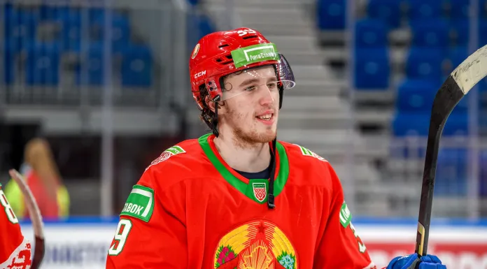 Сразу шесть хоккеистов не помогут сборной Беларуси из-за состояния здоровья