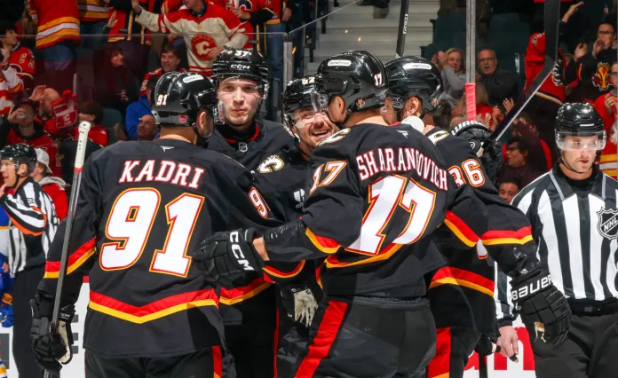 Егора Шаранговича признали лучшим в раздевалке «Калгари» по итогам матча с «Баффало»