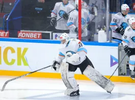 «Динамо-Шинник» в гостях сыграет с «Авто». Трансляция