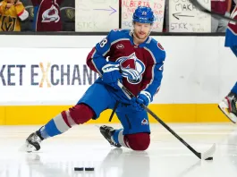 «Колорадо» отправил Илью Соловьёва в АХЛ для восстановления игровой формы