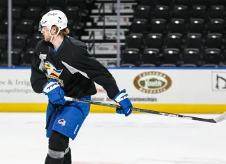 В США отметили прогресс Ильи Соловьёва в матчах за «Колорадо Иглз»