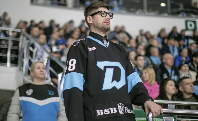 Дмитрий Аврамчик – о колких шутках в адрес Романа Ротенберга и роли ведущего на «Минск-Арене»